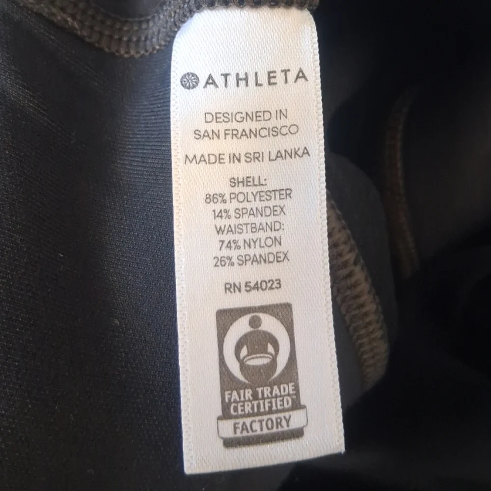 ATHLETA Black Faux Leather Pull On Chic Pants  Leggings Sz Large